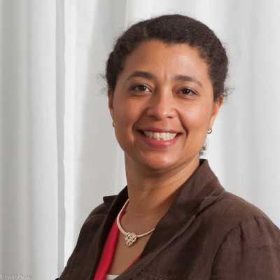 Pamela van Gelderen
