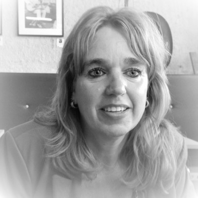 Lucienne de Jong