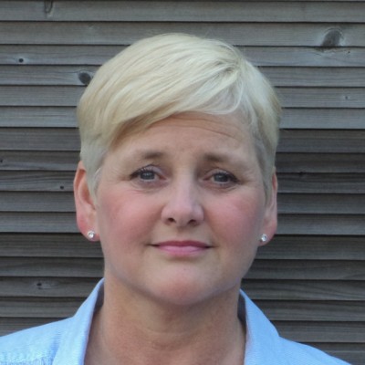 Rianne van Dam-Henraat